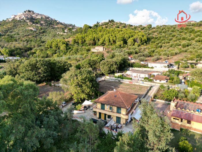 Villa-bifamiliare-in-vendita-a-San-Marco-di-Castellabate (7)