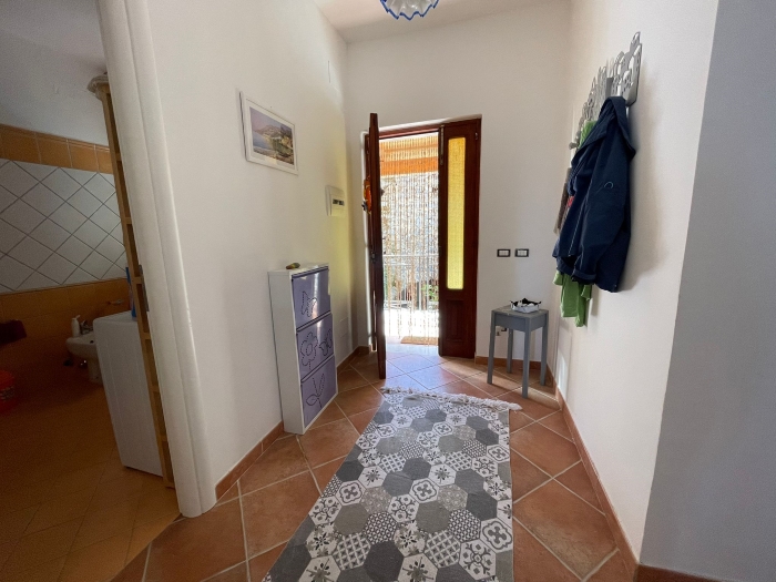 casa-indipendente-in vendita-nel-centro-storico-di-Laureana-Cilento (19)