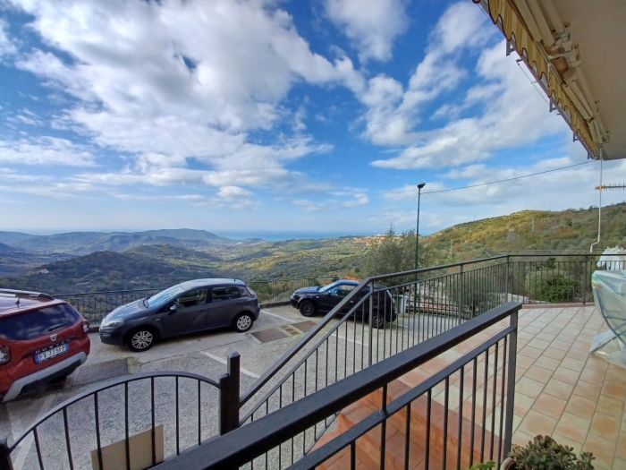 Appartamento-in-vendita-a-Prignano-Cilento-con-terrazzo-vista-mare (12)