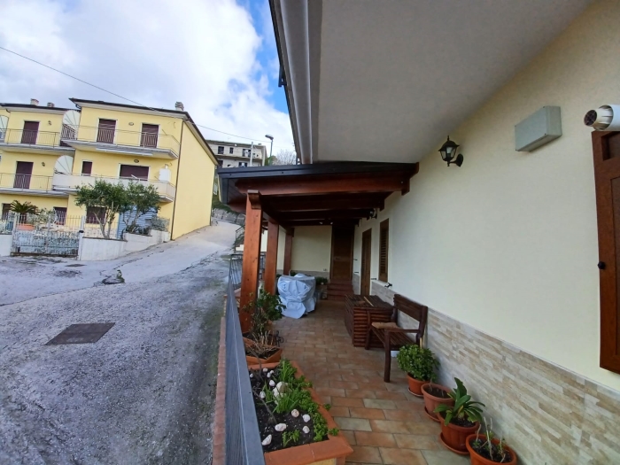 Appartamento-in-vendita-a-Prignano-Cilento-con-terrazzo-vista-mare (4)