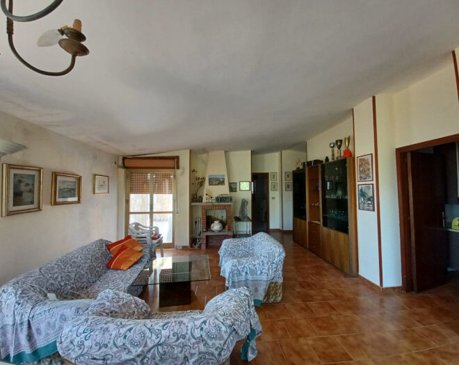 Appartamento in vendita ad Ogliastro Cilento Via San Leonardo 100