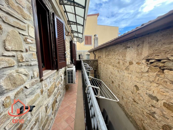 appartamento-ristrutturato-in-vendita-nel-centro-storico-di-Castellabate (10)