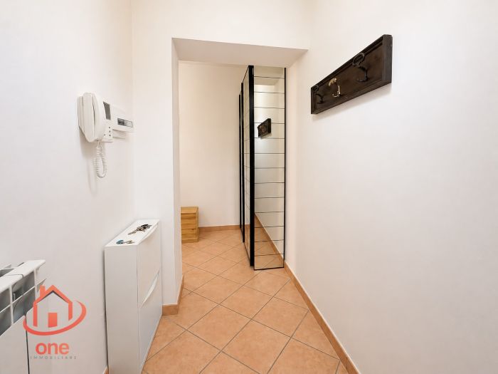 appartamento-vicino-santa-marias-castellabate-con-terrazzo-posto-auto-nuovo (11)