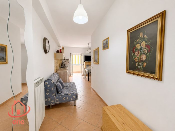 appartamento-vicino-santa-marias-castellabate-con-terrazzo-posto-auto-nuovo (4)