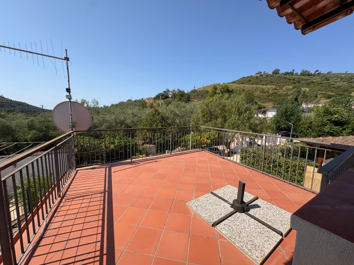 appartamento-indipendente-due-livelli-in-affitto-annuale-ogliastro-marina-castellabate (16)