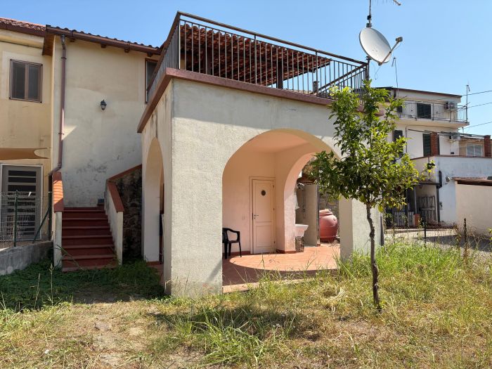 appartamento-indipendente-due-livelli-in-affitto-annuale-ogliastro-marina-castellabate (2)