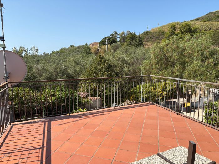 appartamento-indipendente-due-livelli-in-affitto-annuale-ogliastro-marina-castellabate (5)