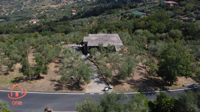 villetta-allo-stato-grezzo-contrada-valle-castellabate-due-livelli (19)