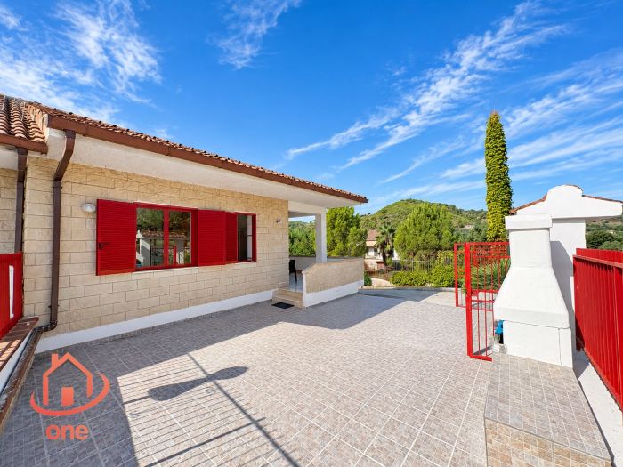 appartamento-villetta-a-schiera-con-giardino-e-spazio-esterno-giungatelle (19)
