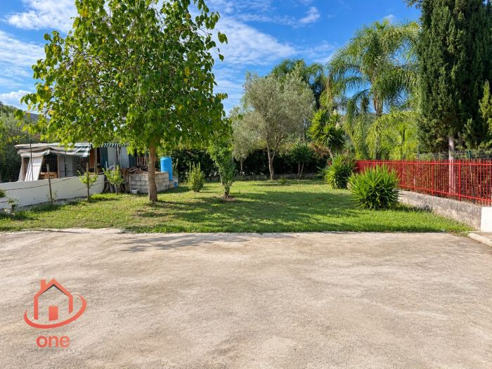 appartamento-villetta-a-schiera-con-giardino-e-spazio-esterno-giungatelle (2)