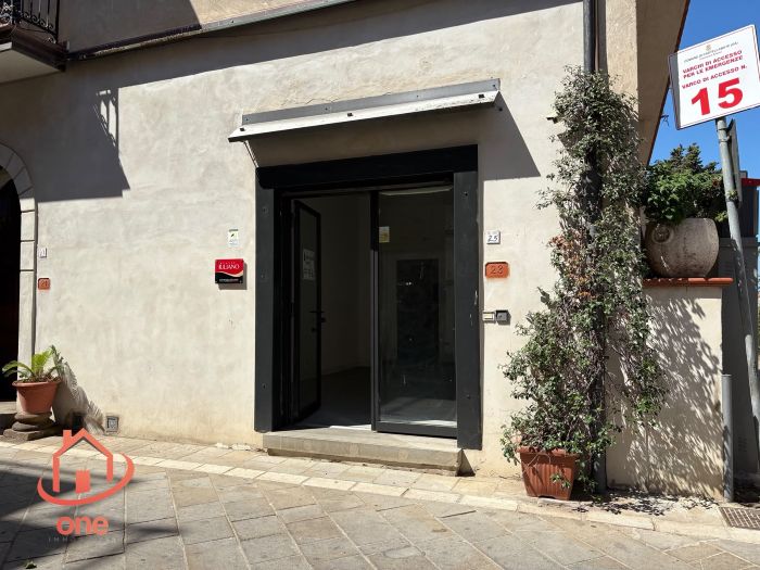 locale-commerciale-al-centro-di-san-marco-castellabate-ristrutturato-in-affitto (4)
