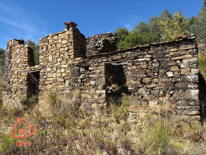 proprietà-rustica-con-terreno-panoramico-montecorice-rudere (18)